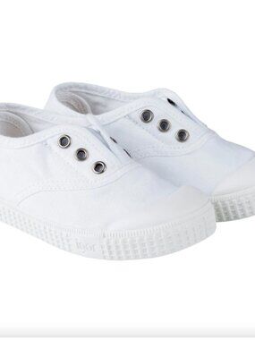Kids - 3 & 4 - NIB Igor Berri Slip-On Tennis Shoe White